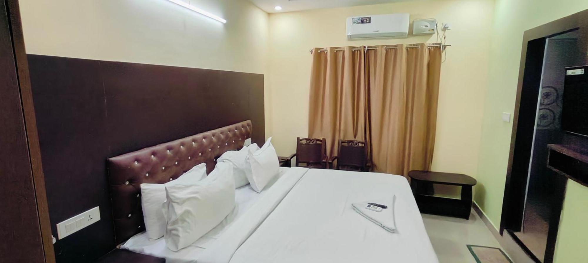 Pph Royal Gs Comforts Opp Mall Of Asia Μπανγκαλόρ Εξωτερικό φωτογραφία